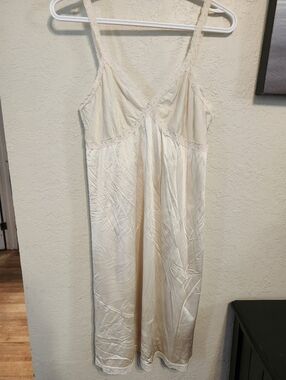 Kayser Vintage Cream Lace-Trim Slip Size 38